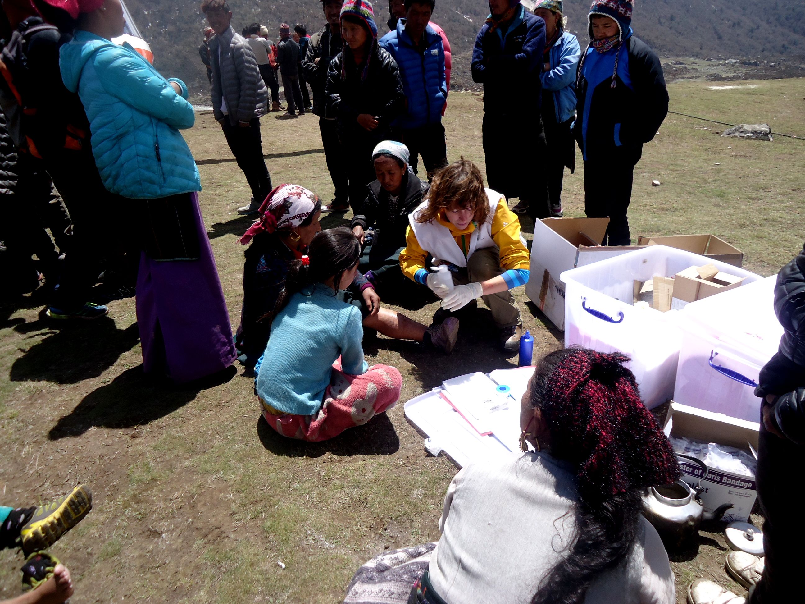 MSF nurse, Anne Kluijtmans providing medical assistance in remote regions of Nepal. Photo: MSF