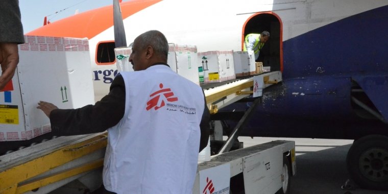 An MSF cargo plane arrives in Yemen carrying emergency humanitarian medical aid. Recent assaults on airports have disrupted the delivery of humanitarian assistance to the civilian population. Photo: Malak Shaher/MSF