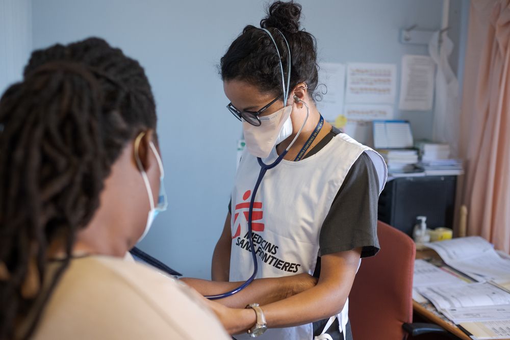 covid19, coronavirus response, khayelitsha, cape town, medical doctor, consultation