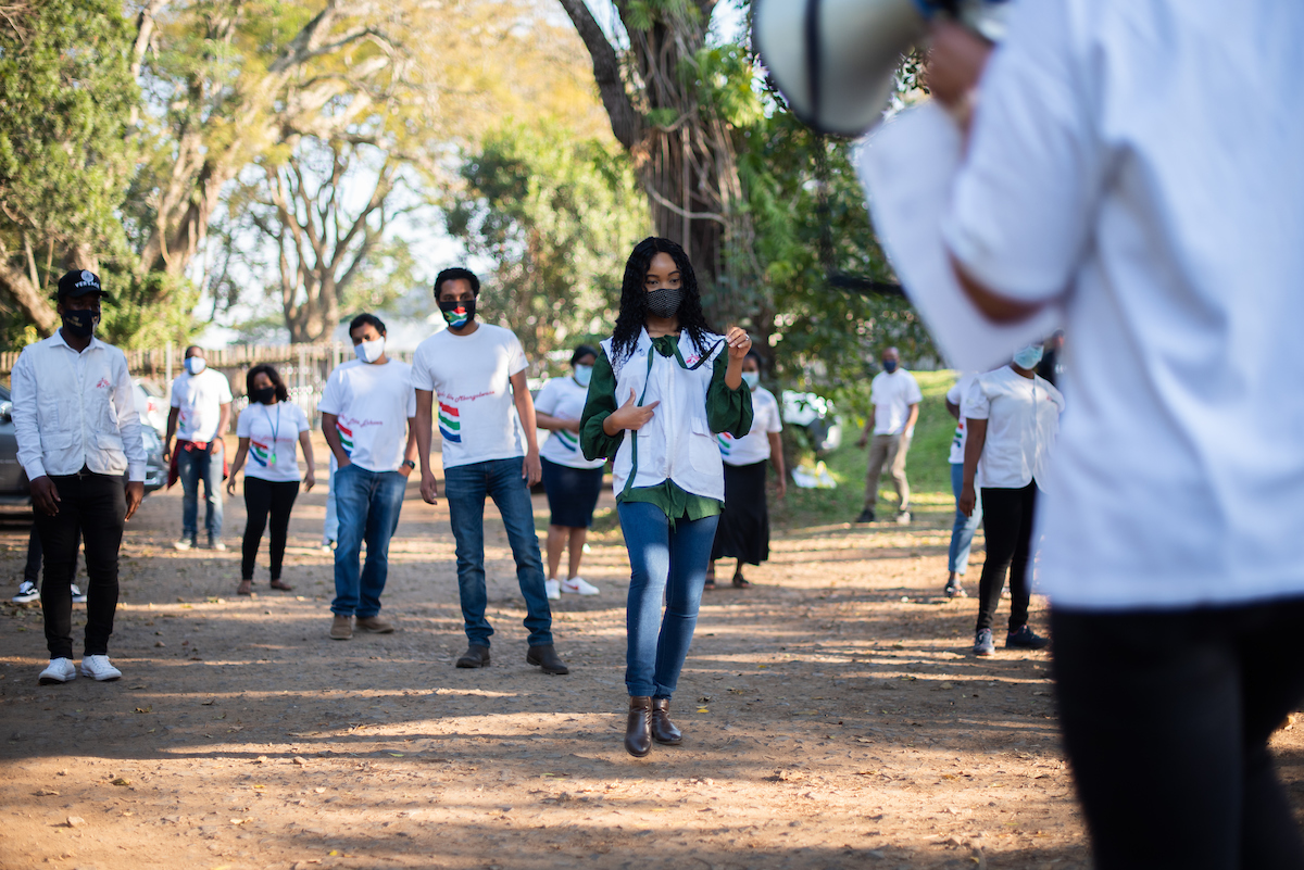 MSF's Monday morning meeting outdoors