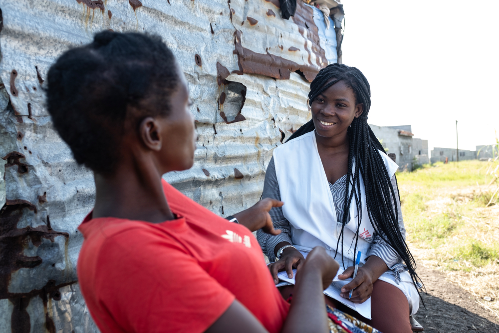 Image of MSF staff listening to safe abortion stories in Mozambique