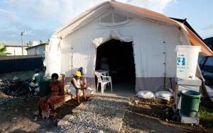 Haiti - Leogane container hospital