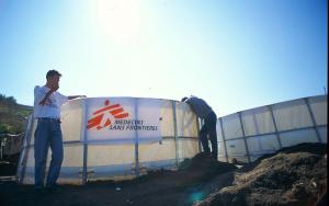 About 22,000 people live here in an improvised camp near Vojnic. Trapped between Croatian checkpoints, they are living along the road in the worst conditions. MSF is running a health post together with the ICRC. MSF's water supply for the people living here. 