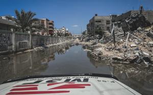 MSF car moving around Gaza
