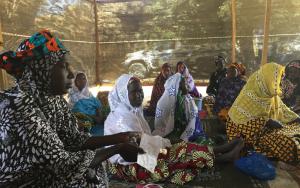 Women are waiting for outpatient prenatal consultations provided by MSF at Tenenkou’s hospital.