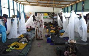 A patient walking in the MSF hospital in Marere
