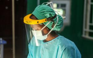 MSF staff in Nigeria in full PPE, 2020