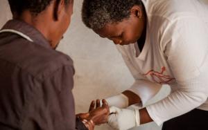 Bending the Curves - Eshowe HIV
