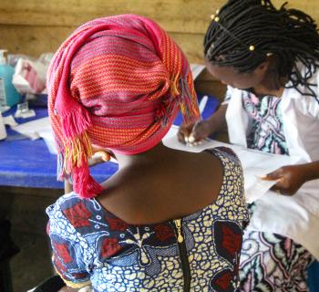 A medical consultation at the Makombo health centre (45km from Goma) supported by MSF between February and May 2025 in response to the crisis in eastern DRC. MSF worked there between February and May 2025, treating victims of sexual violence in particular.