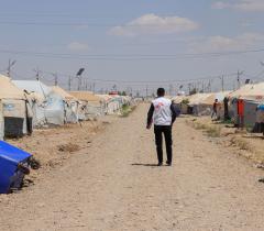 MSF staff walking in Laylan camp in Kirkuk Governorate, Iraq