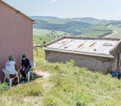 MSF staff in South Africa, KwaZulu-Natal speaking with a Drug Resistant Tuberculosis (DR-TB)patient