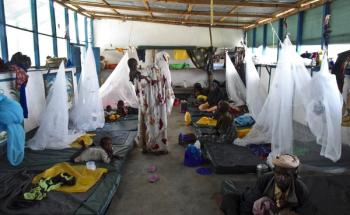 A patient walking in the MSF hospital in Marere