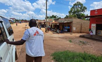 MSF health promoter in Madudu