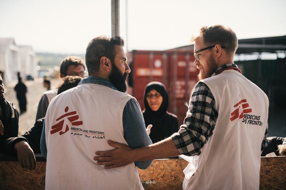 MSF staff in Idomeni