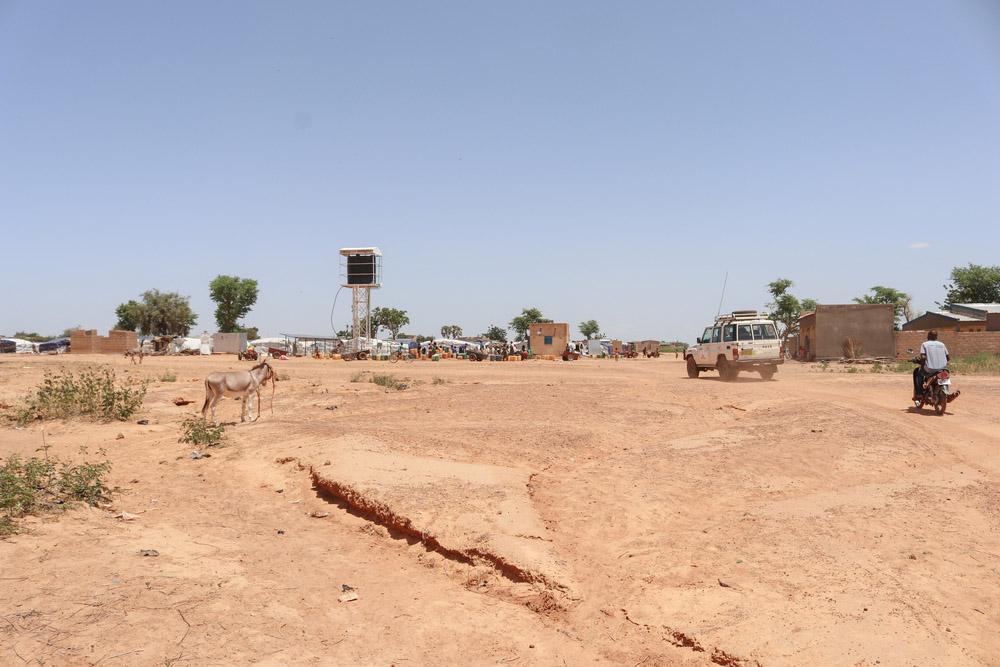 MSF, Doctors Without Borders, Burkina Faso, lack of access to carre