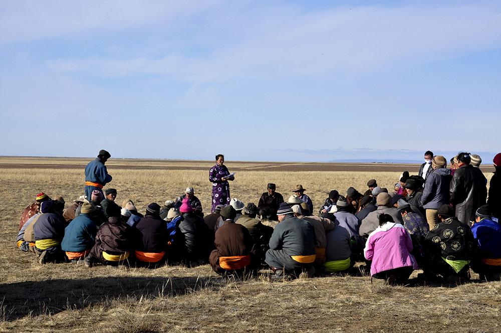  A pilot project in a remote province in northwest Mongolia has assisted health authorities and the local population prepare for the harsh winter. 