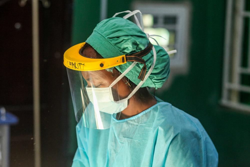 MSF staff in Nigeria in full PPE, 2020