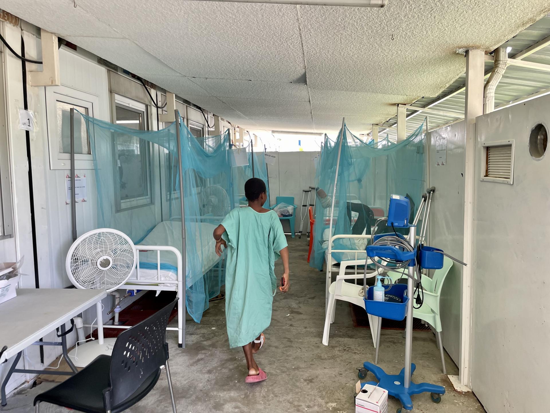 Doctors Without Borders, MSF, Trauma hospital in Haiti