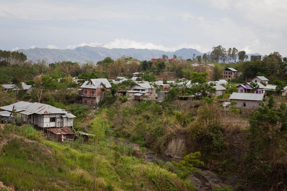 View of homes in Churachandpur. Many of the people live in the hills. One of MSF’s clinics is in Churachandpur. MSF started providing specialised care for HIV and TB in Manipur in 2005 and 2007, respectively.