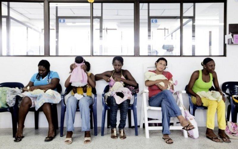 14 Mnissen Quibdo05 Mothers Attend Antenatal Class