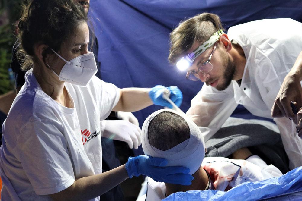 Israeli forces injure hundreds of Palestinian men, women, and children in Jerusalem MSF, Doctors Without Borders, A year in Pictures 2021
