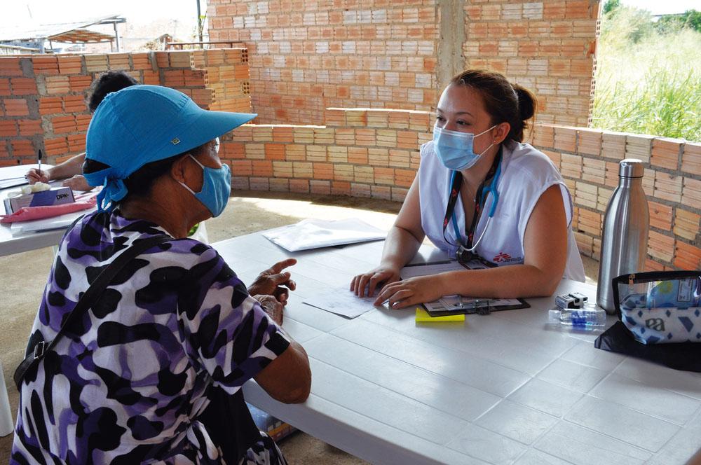 Patients consulting with our MSF teams in Brazil