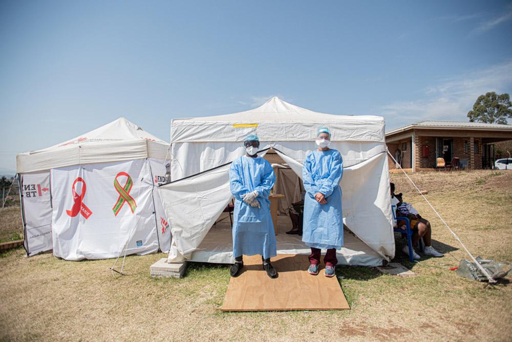 MSF staff outside testing station in Eshowe