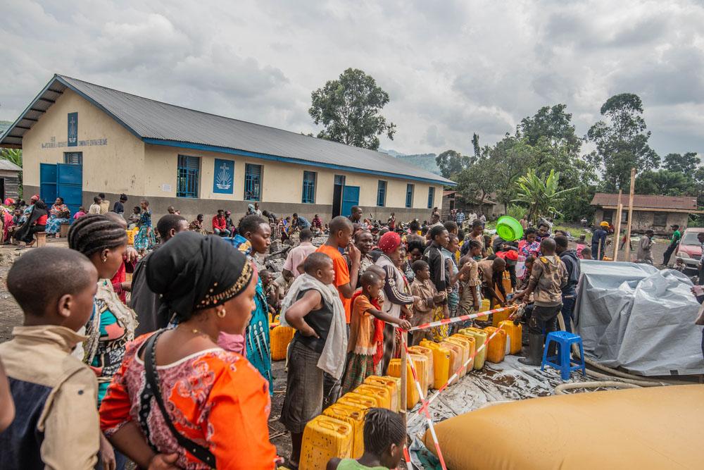 Water distribution in Sake, North Kivu, DRC