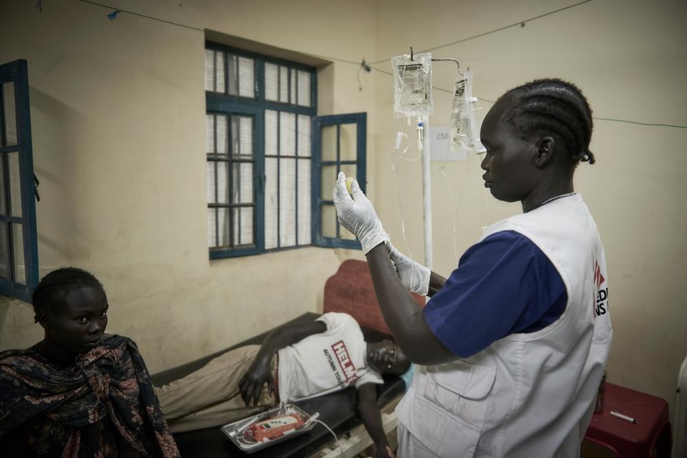 Doctors Without Borders (MSF)_Snakebite Survivor 