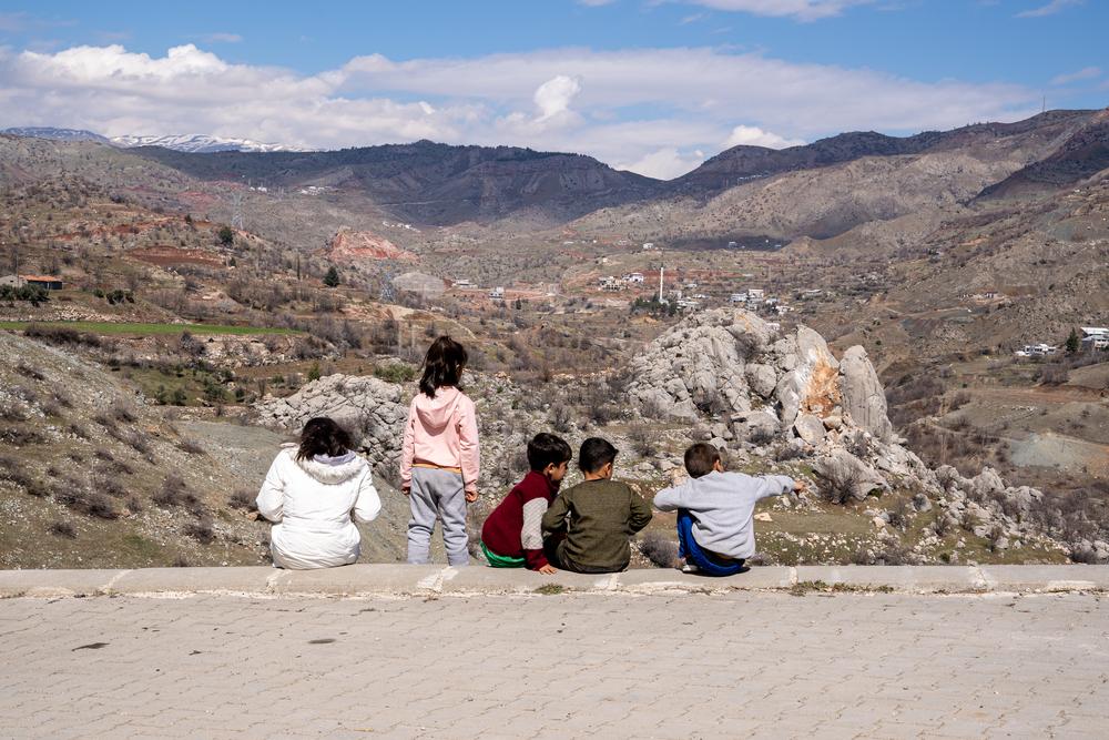 Image of children treated for mental health by MSF in Turkiye