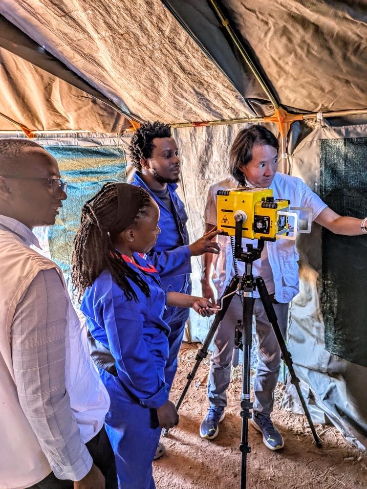 MSF_ Doctors Without Borders_ Ultra portable x-ray machine