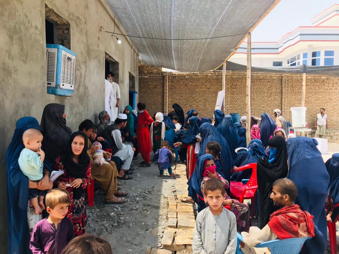 Displaced people in Kunduz City at a temporary clinic