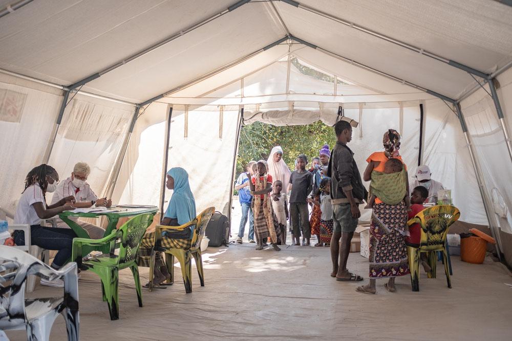 MSF, Mobile Healthcare centre in Mozambique