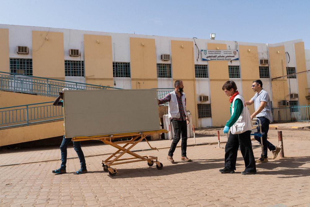 MSF teams in Bashair Hospital, Khartoum, Sudan