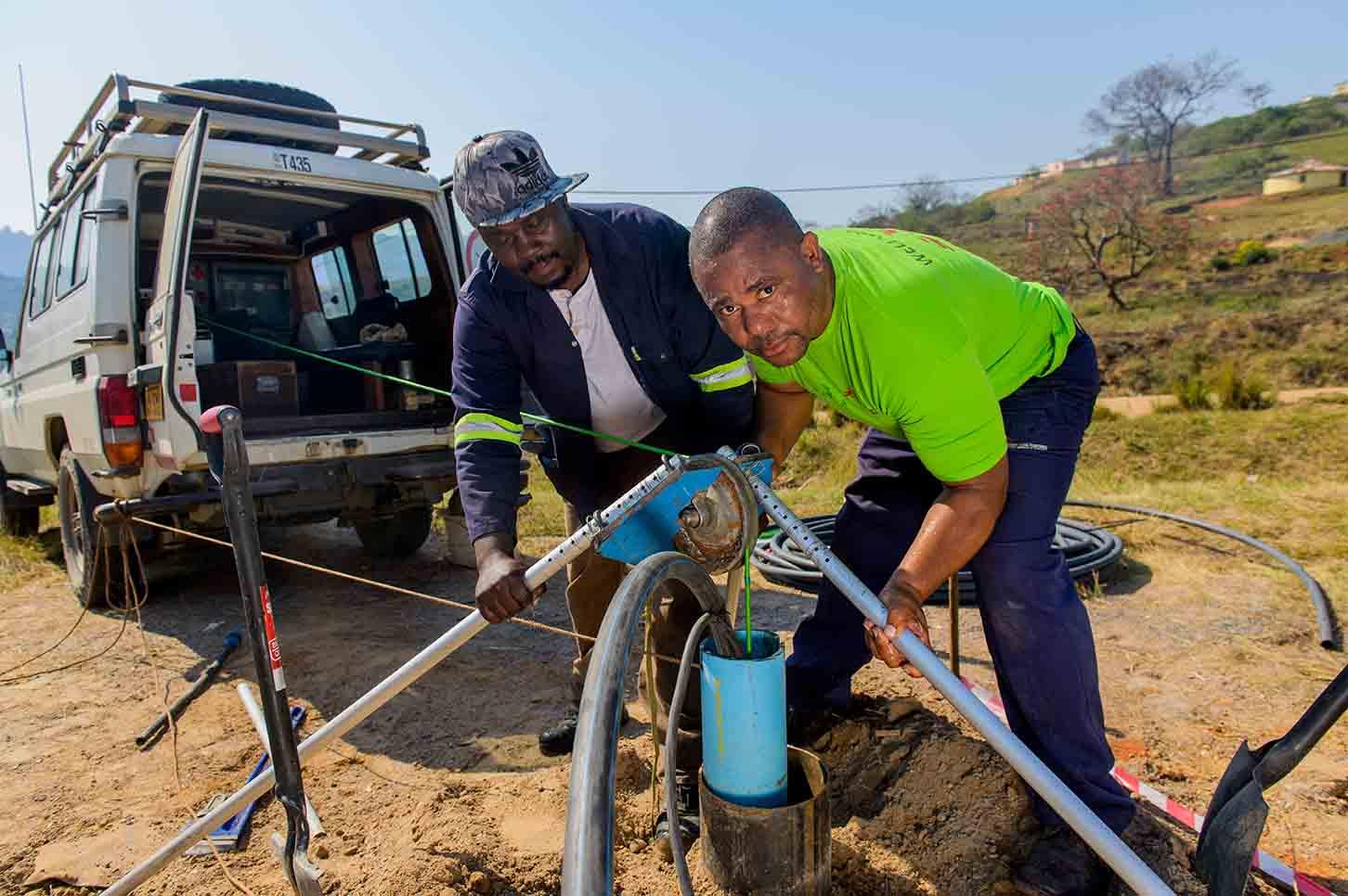 MSF, Doctors Without borders, Managing boreholes in KZN after flash floods 