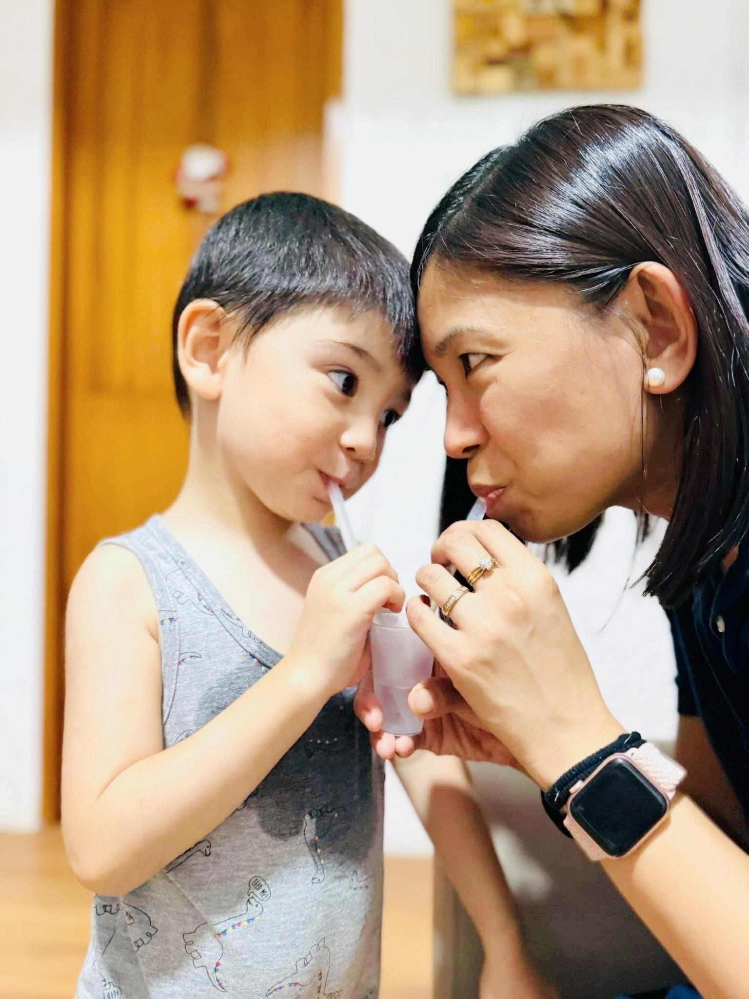 MSF, Doctors Without Borders, Mothers Day, Humanitarian doctor brings her son to mission in South Africa