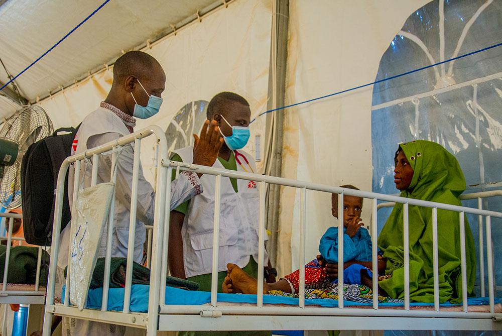 MSF DOCTOR NURUDEEN AND JUNIOR, ITFC KOFAR SAURI, KATSINA STATE 