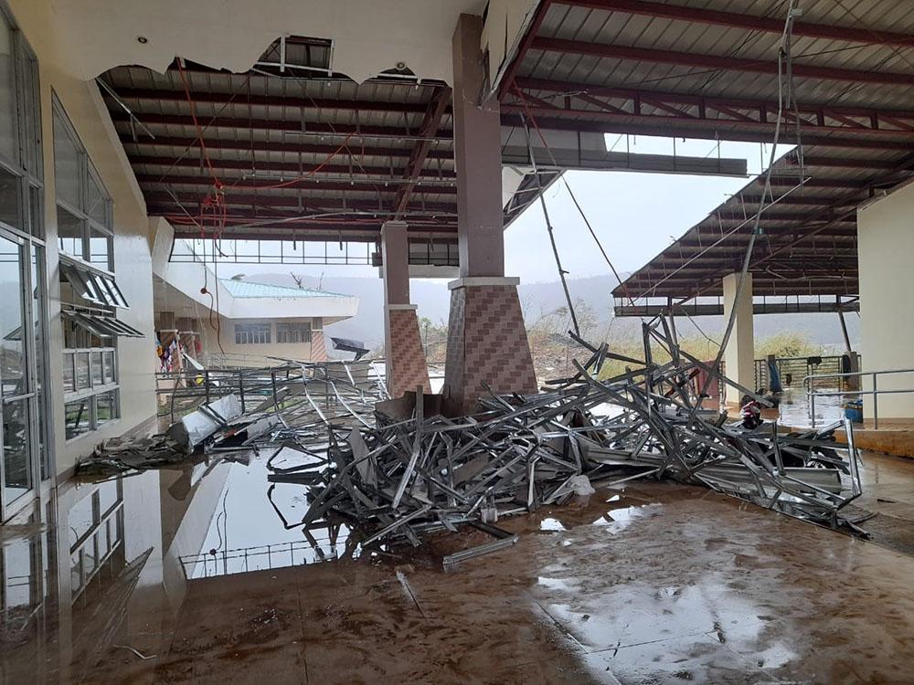 Dinagat Islands: The birthing unit of a healthcare facility was badly damaged.