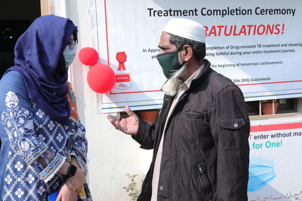 TB. What is TB. How does TB kill you. Tuberculosis symptoms. What is the first sign of tuberculosis.