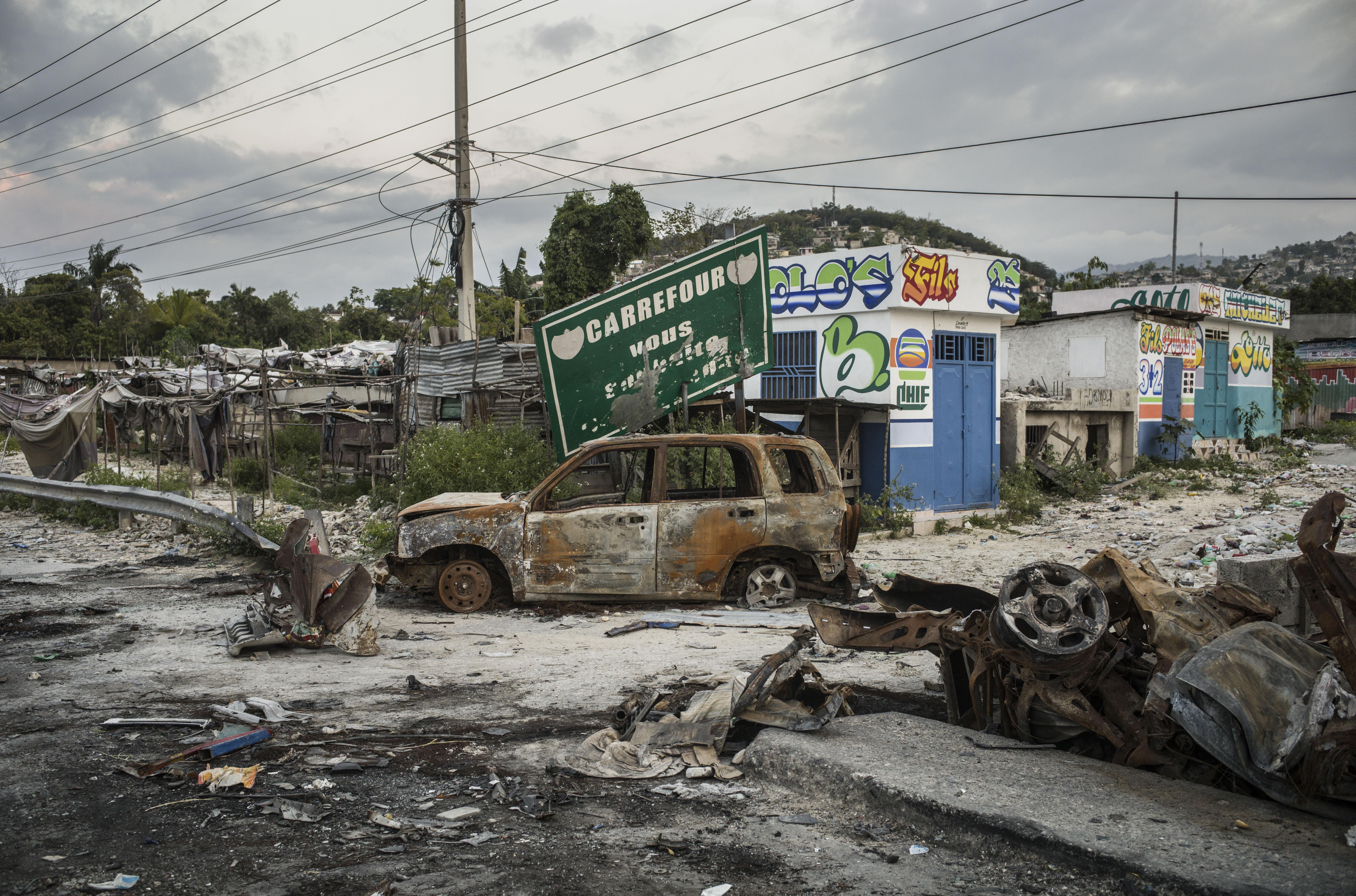 Doctors Without Borders, MSF, Trauma hospital in Haiti