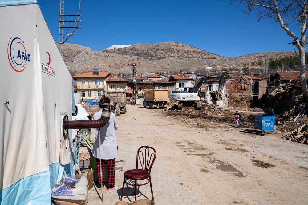People find temporary refuge in tents after earthquakes and flooding