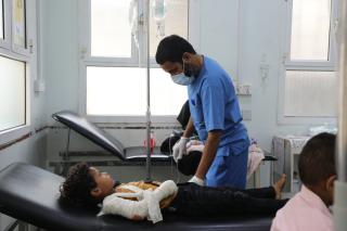 Doctors Without Borders, MSF, Aid funding cut