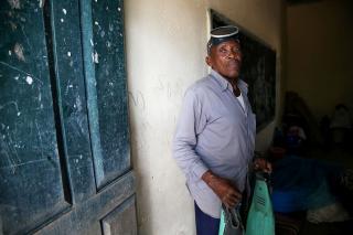 Ali Mamadi, 77, is a fisherman from Mocímboa da Praia, in the northern Mozambican province of Cabo Delgado, but he is now displaced in the town of Nanili due to the conflict.