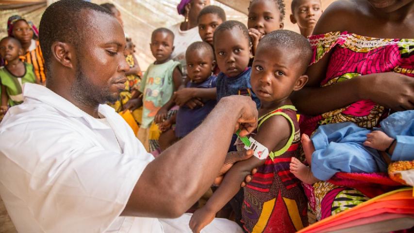 35 Central African Republic - Pierre-yves Bernardmsf