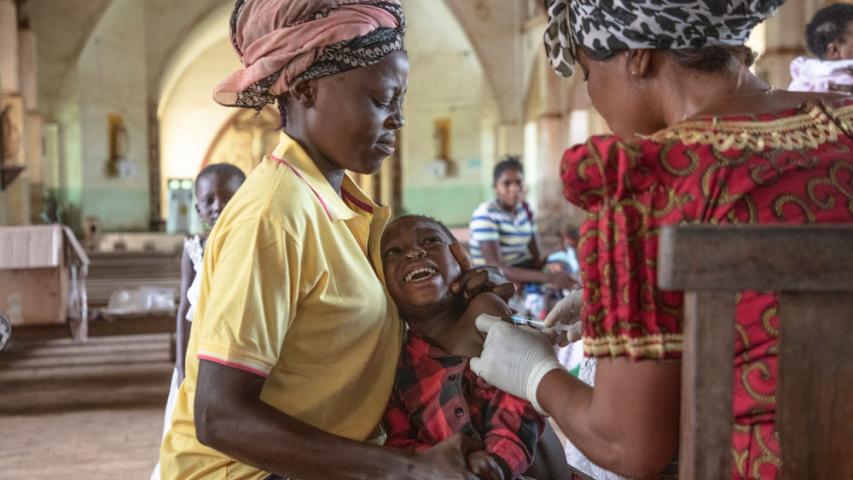 MSF, Doctors without Borders, Measles Vaccination in DRC