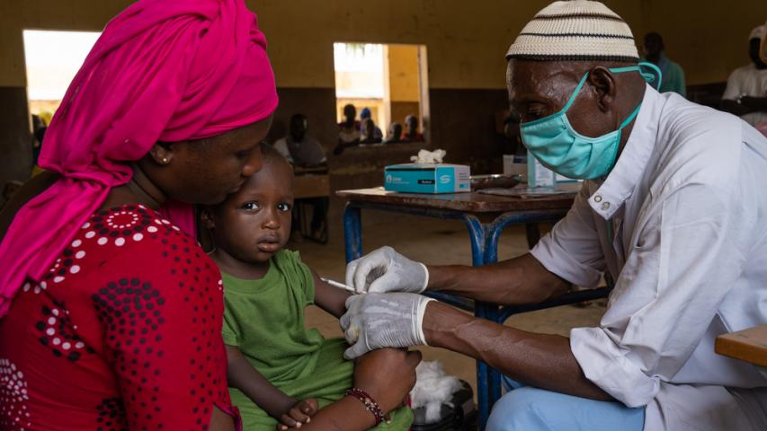 MSF, Doctors Without Borders, measles vaccination, Mali